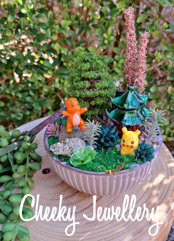 Pikachu and Charmander pokemon inspired themescapes